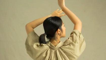 卡帅还原隔离生活：亲自做饭洗衣 切菜割伤了手指